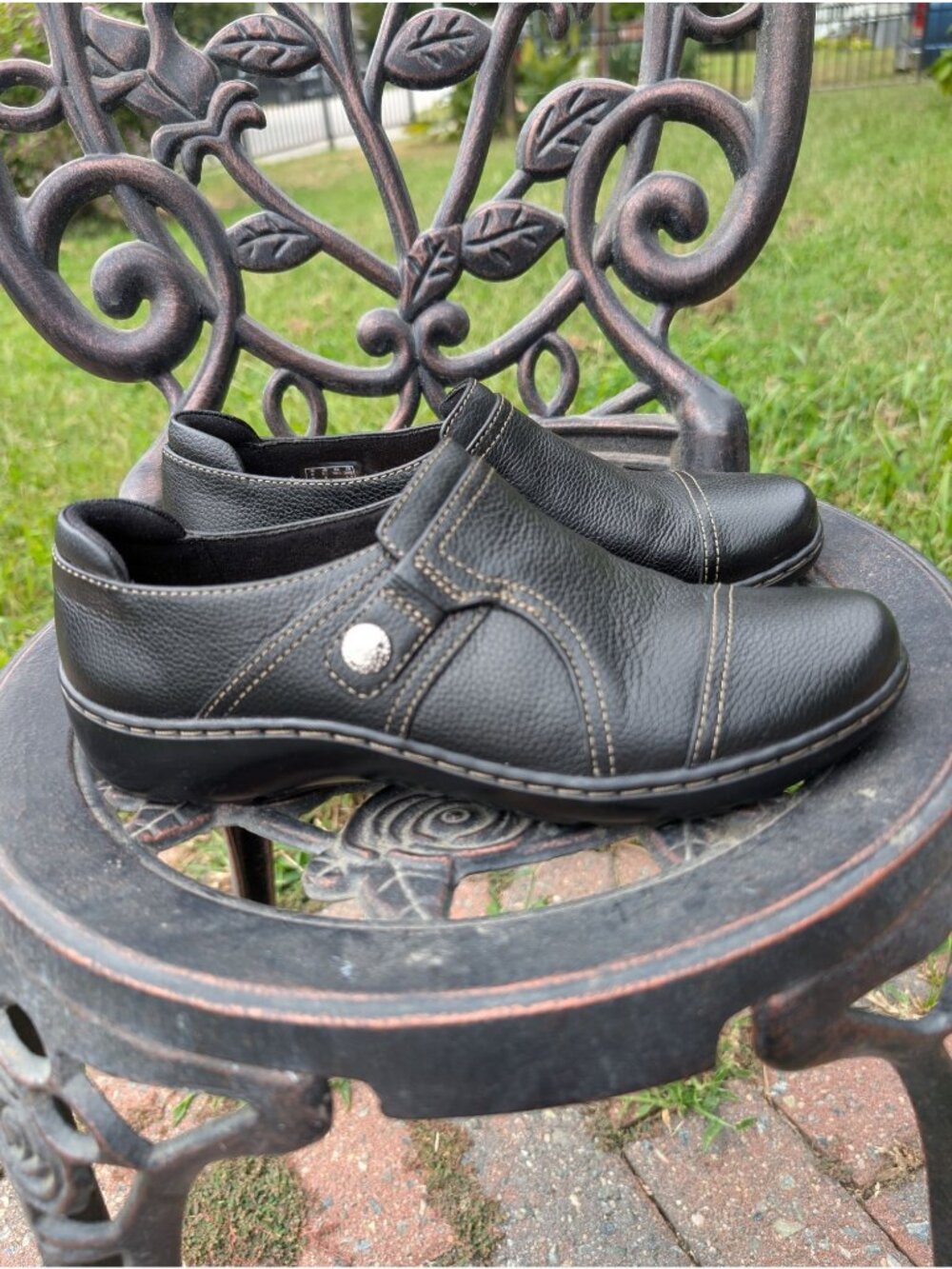 Women's Clarks Cora Poppy Slip-on Loafers Size 8.5 Black Leather Casual Comfort